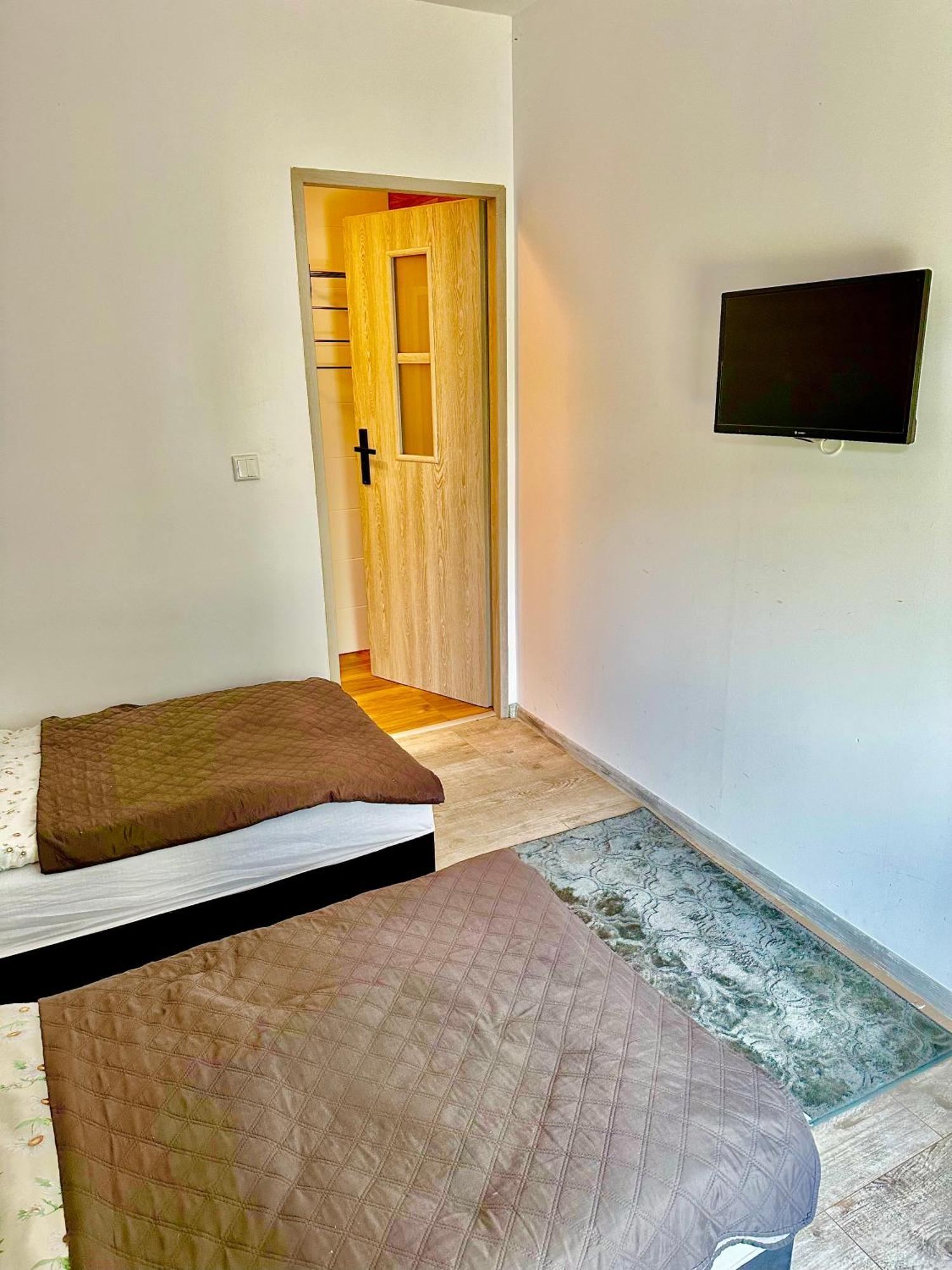 Apartament Nr 5 Lub 6 Przy Sali Kominkowej Przeczyce Екстериор снимка